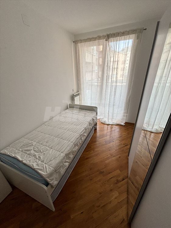 65m2 , 3.0 stan, Vojvode Vlahovica — 9