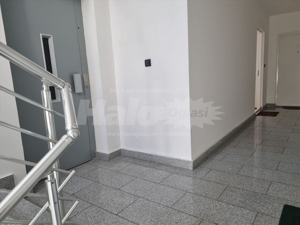 7.Gimnazija Šejkina 2.0 LUX 40m2 EG 1/4 + parking — 9