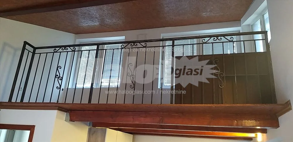 Ako zelite ofis sa galerijom. Odmah useljiv — 3
