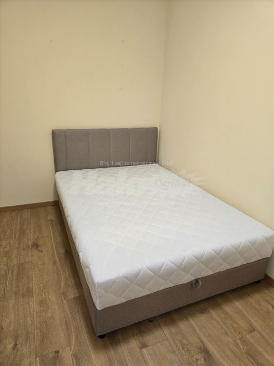 Altina 44m² 1.0 namešten terasa — 14
