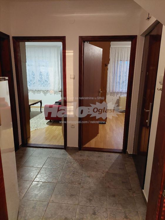 Altina, namešten dvosoban stan — 7