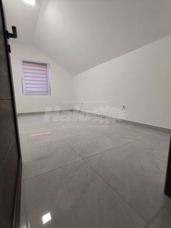 Altina polunamesten 75m2 — 9