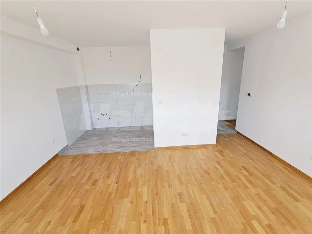 Altina, stan 56 m², u legalizaciji — 8