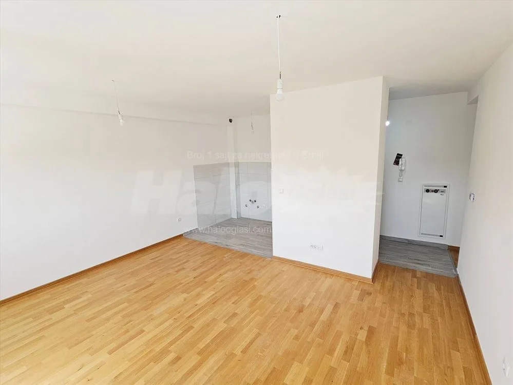 Altina, stan 56 m², u legalizaciji — 9