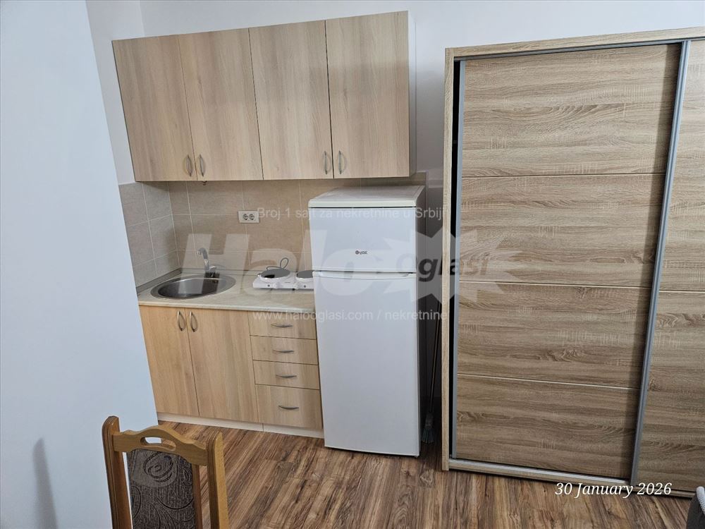 Altina, stan sa sobom, 30m2, novo — 3