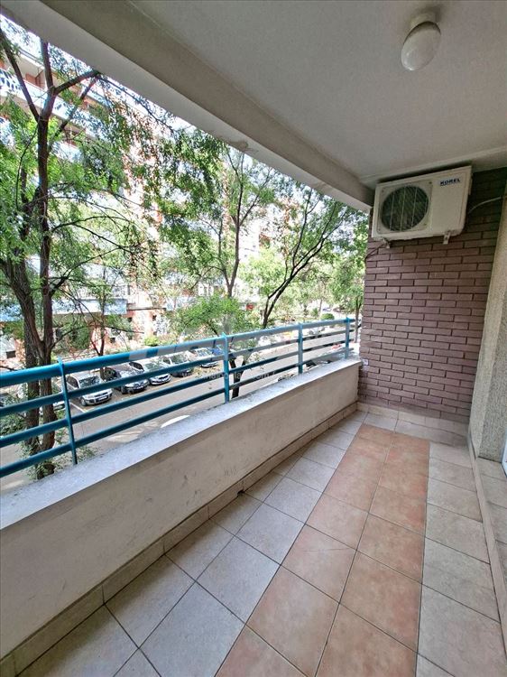 Arena, stan od 75m2 — 9