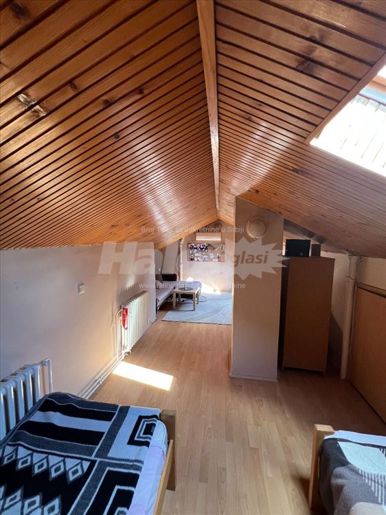Žarkovo,uknjizen stan od 75m2 sa potkrovljem. — 12