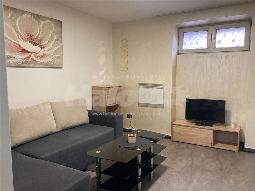 Atelje 212, Dvosoban stan 55 m2, renoviran — 3