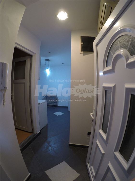 Atelje 212, Dvosoban stan 55 m2, renoviran — 13
