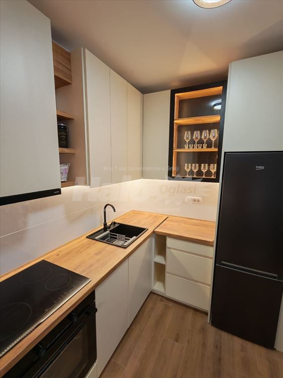 Autokomanda, Lux duplex plus garazno mesto u ceni — 6