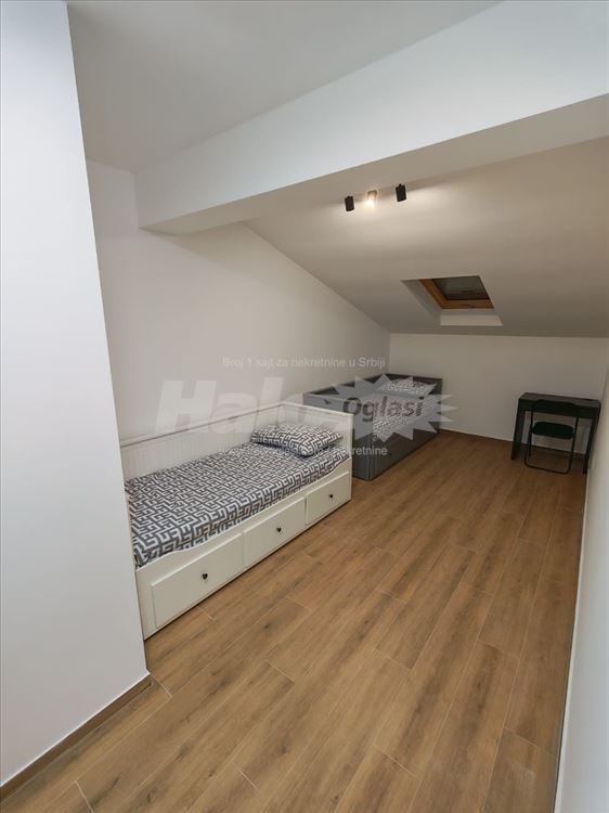 Autokomanda, Lux duplex plus garazno mesto u ceni — 8