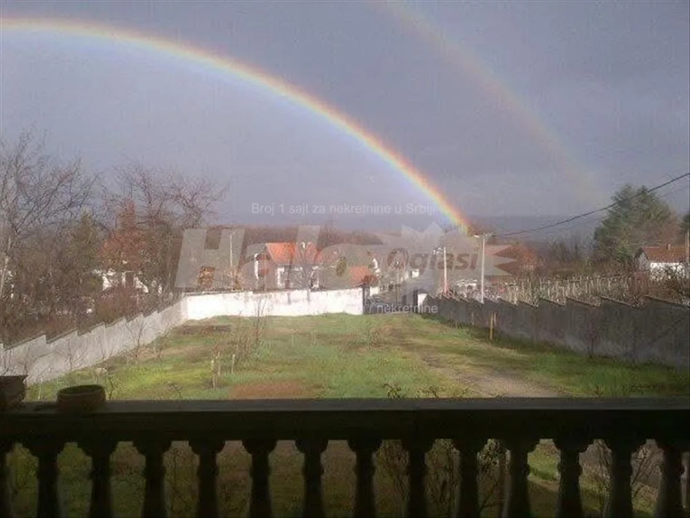 Avala-Vrčin, Kuća 289 m2,18 ari. — 4