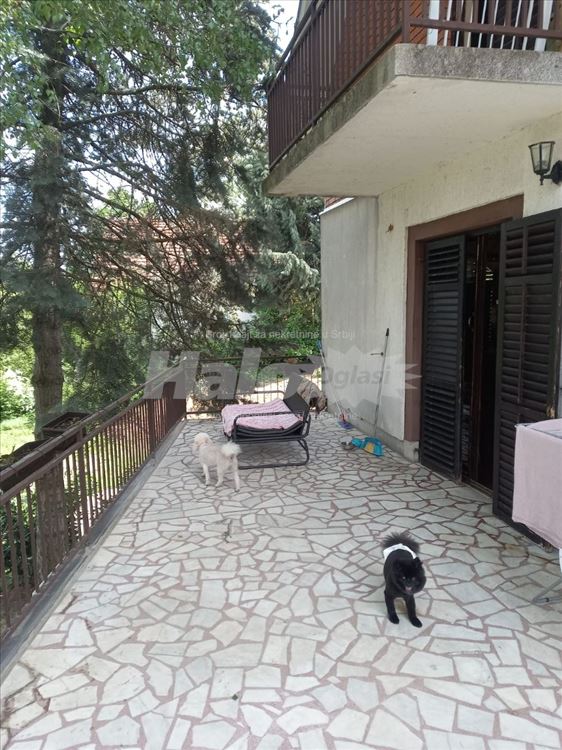 Avala,uknjizenih 200m2 KP 4823/3 Ripanj — 4