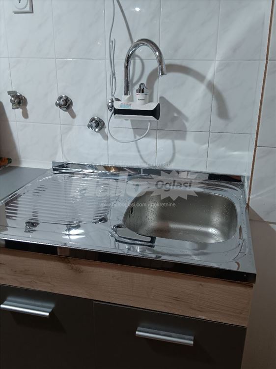 B. Kosa 3 jednosoban stan namesten renoviran — 7