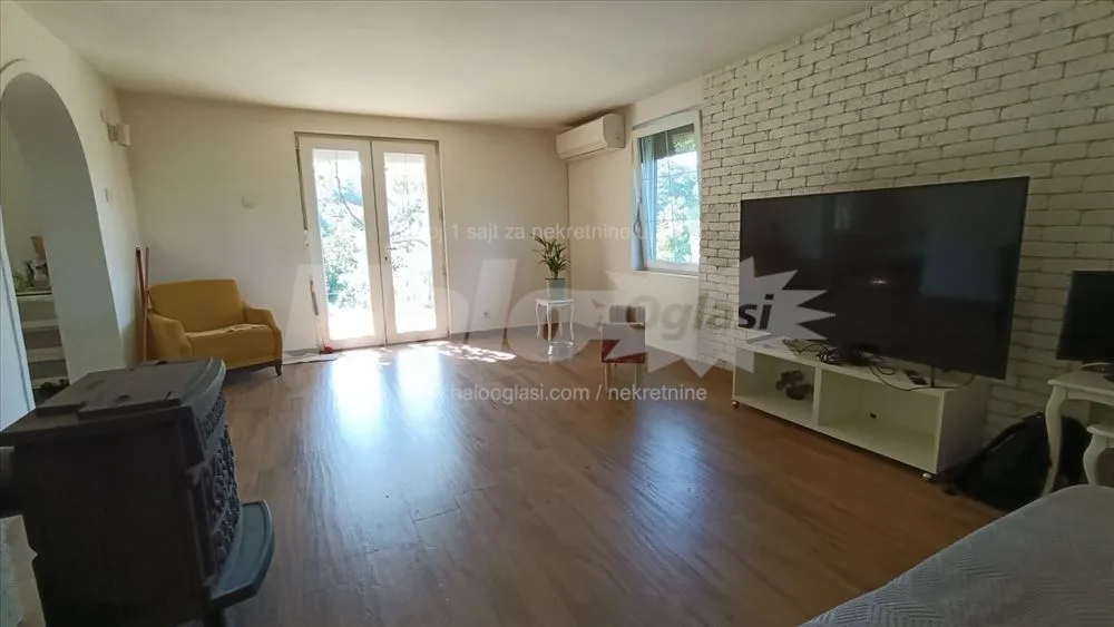 Babe kuća sa 21 ari placa — 15