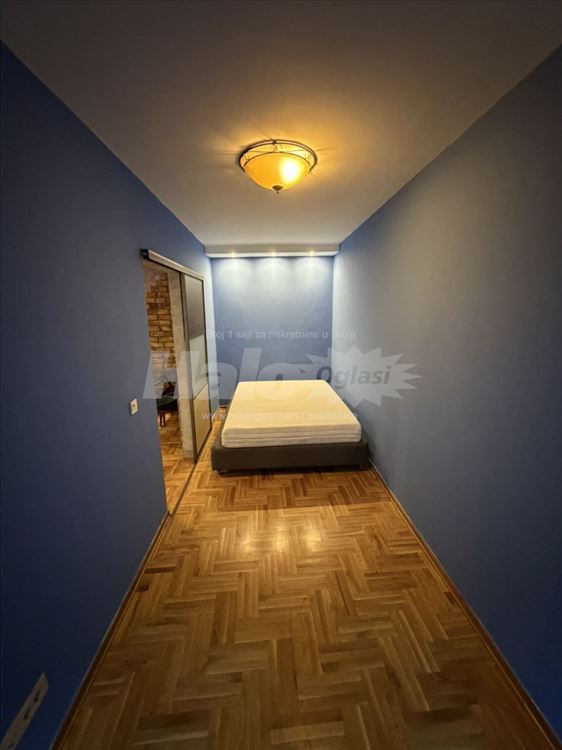Balkanska ulica renoviran trosoban — 12