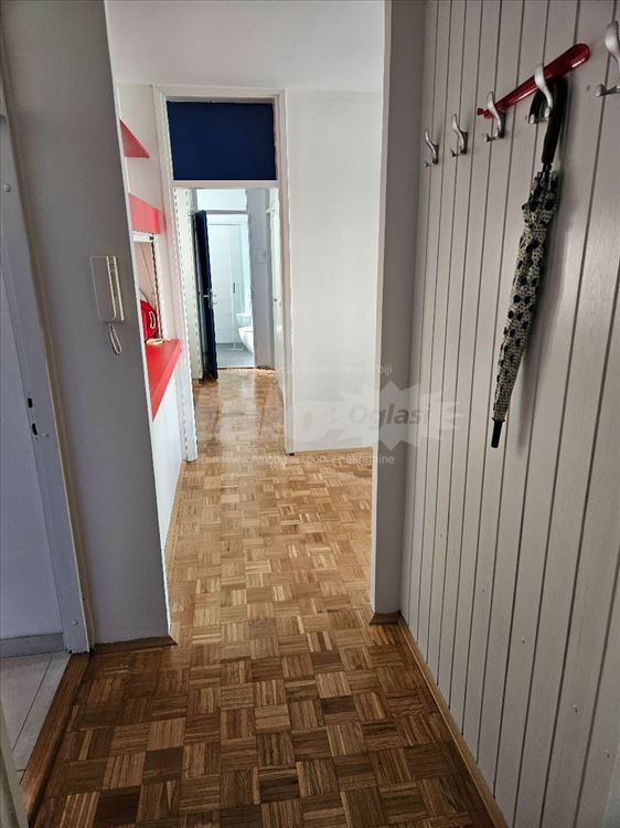 Banjica, 3.0, 77m2, CG, V/XII, agencije ne — 9