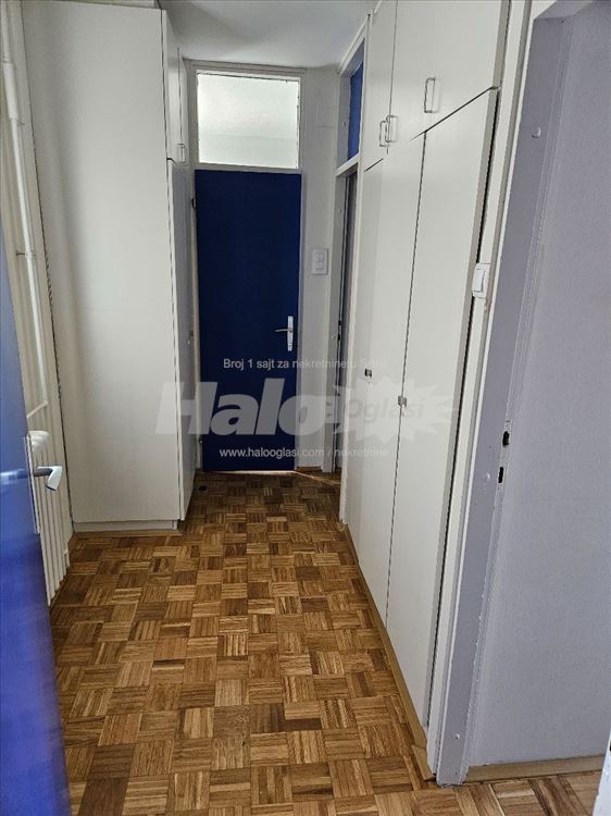 Banjica, 3.0, 77m2, CG, V/XII, agencije ne — 14