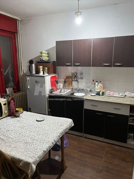 Banjica, 75m2, 2,5 soban, uknjizeno — 3