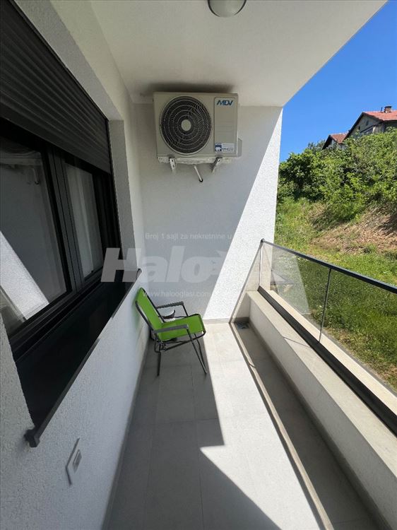 Banjica, TC Banjica 50 m2 — 14