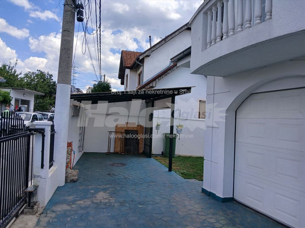 Banjica,kuca sa dva stana — 5