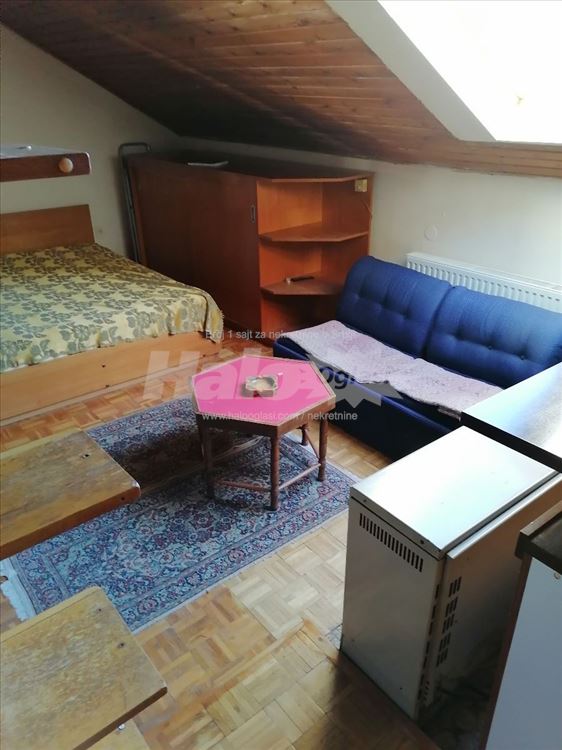 Banovo brdo, 1.0 — 2