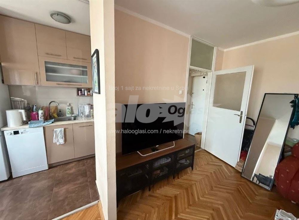 Banovo brdo, 2.5 renoviran stan — 7