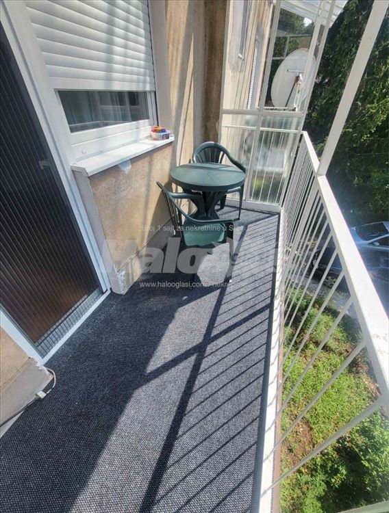 Banovo brdo, 4.0 u kući, zaseban ulaz, parking — 7