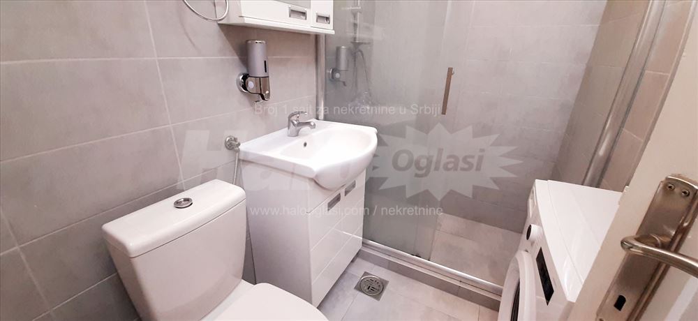Banovo Brdo,Centar ODLIČNA lokacija Vlasnik — 12