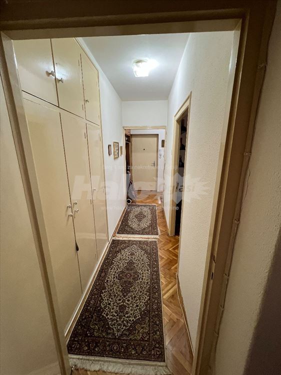 Banovo Brdo Dvosoban Stan Garaza Parking 60m2 — 3