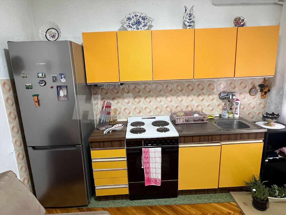 Banovo Brdo Dvosoban Stan Garaza Parking 60m2 — 5