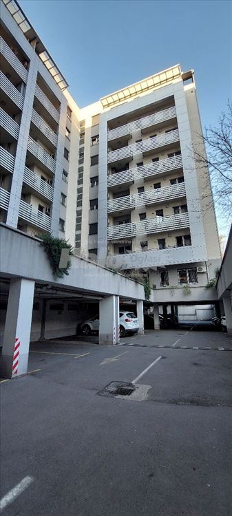 Banovo Brdo lux sa garazom Bore Markovića — 11
