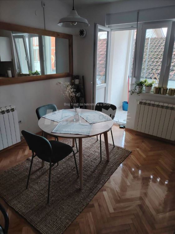 Banovo brdo, odlican stan — 3