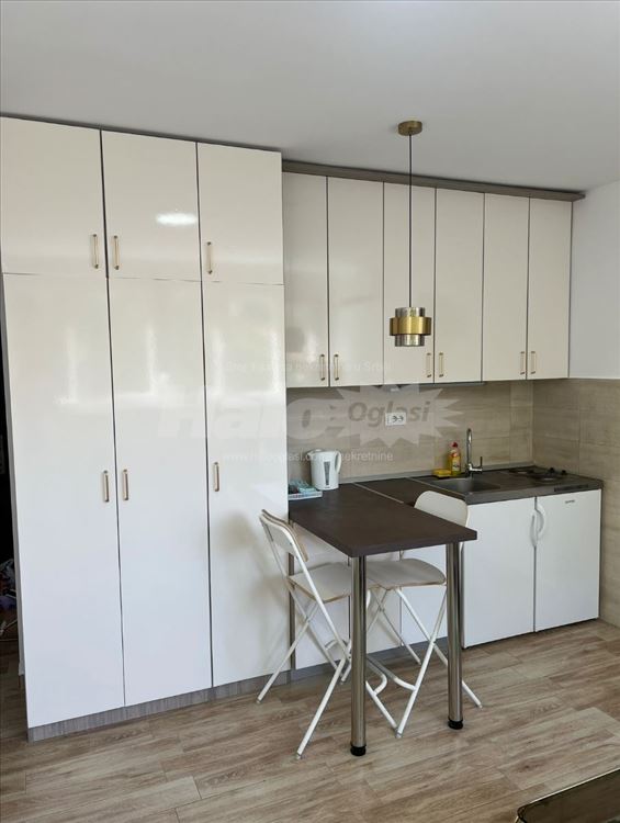 Banovo brdo,Kijevska-renoviran,namešten stan22m2 — 3