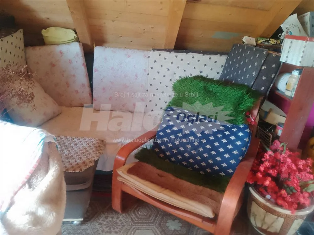 Barič, prodaja kuće na 6 ari — 7