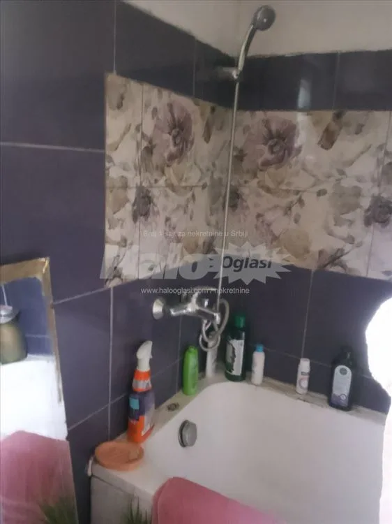 Barič, prodaja kuće na 6 ari — 12