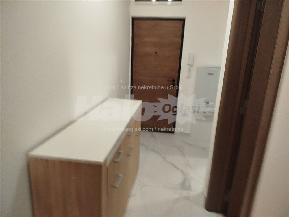 Batajnica,LUX,novogradnja. — 4