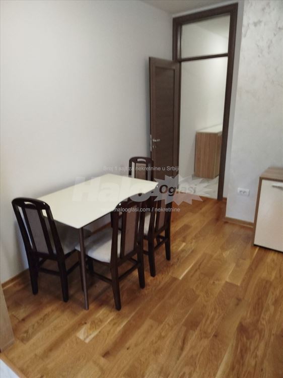 Batajnica,LUX,novogradnja. — 14