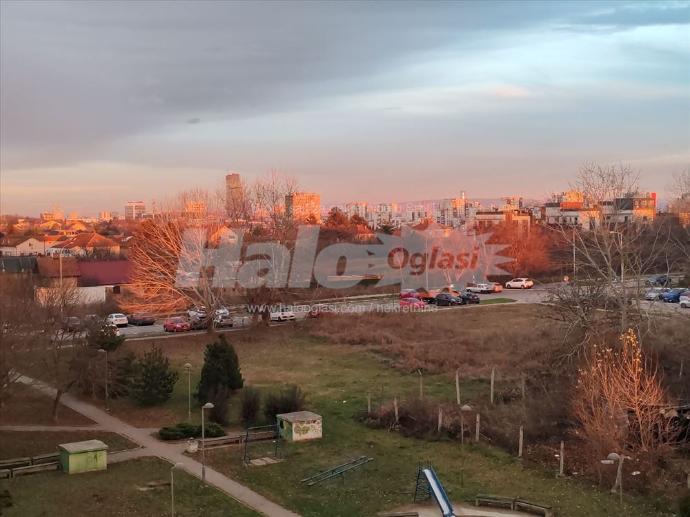 Bežanijska kosa 3, jednosoban, komplet namešten — 8