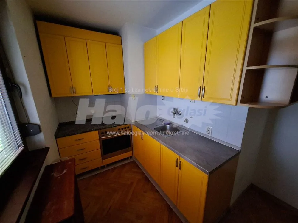 Bežanijska kosa-trosoban stan,odlična lokacija — 6