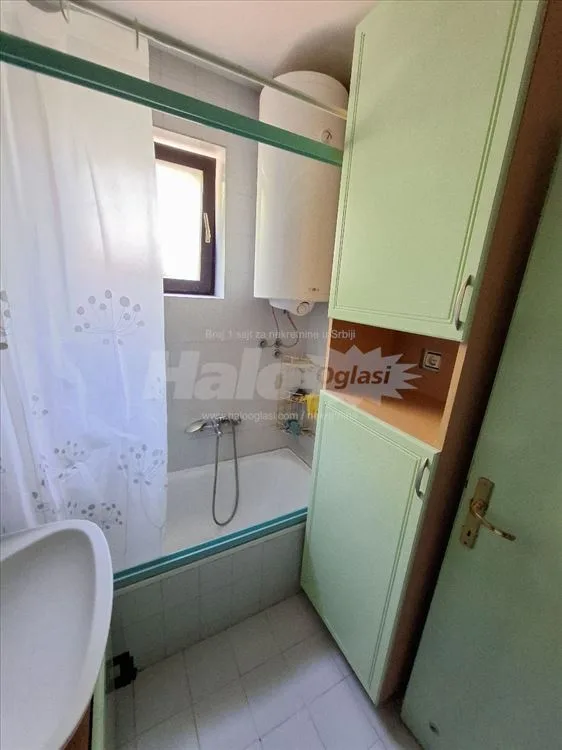Bežanijska kosa-trosoban stan,odlična lokacija — 13