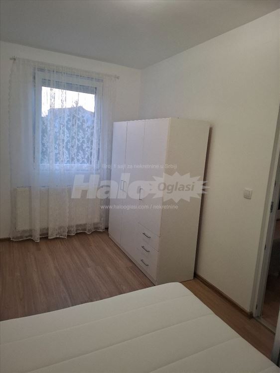 Bele vode jednoiposoban stan kompletno namešten — 7