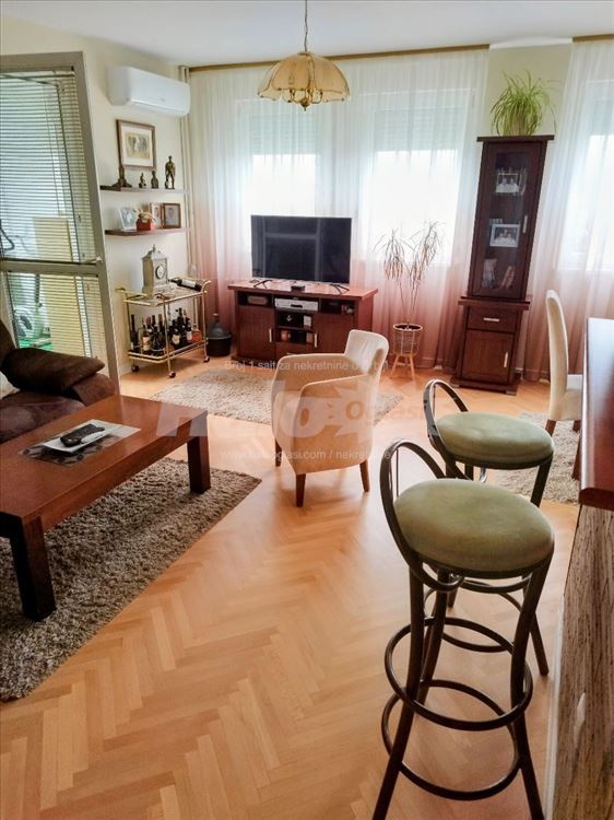 Bele zgrade, odličan, 80m2, 3,0/4,0 — 3