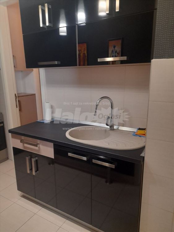 Belvil 47m2 kompletno namešten+parking mesto — 6