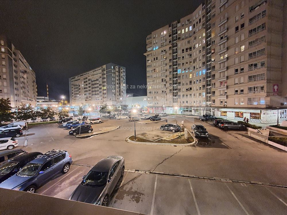 Belville Garsonjera nameštena, parking — 8