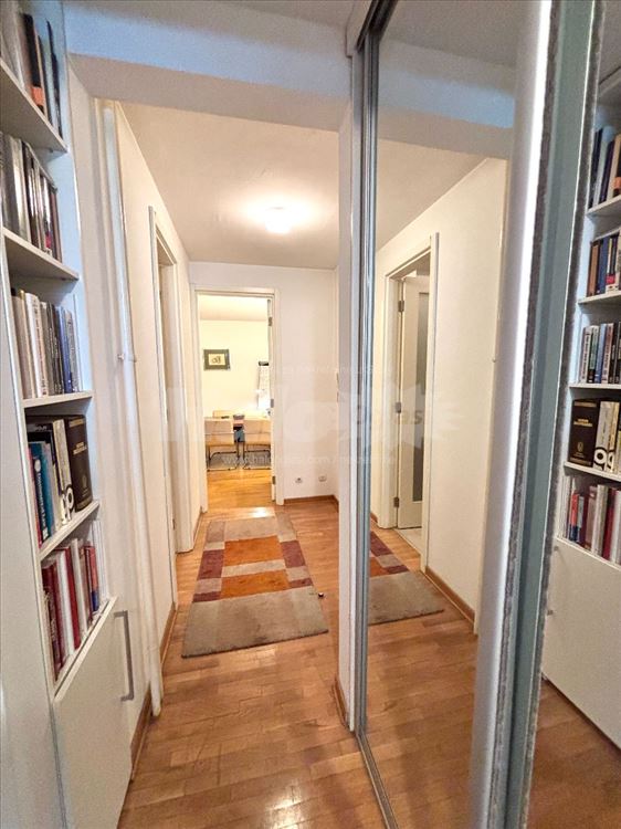 Belville stambeno-poslovni prostor + garaža — 11