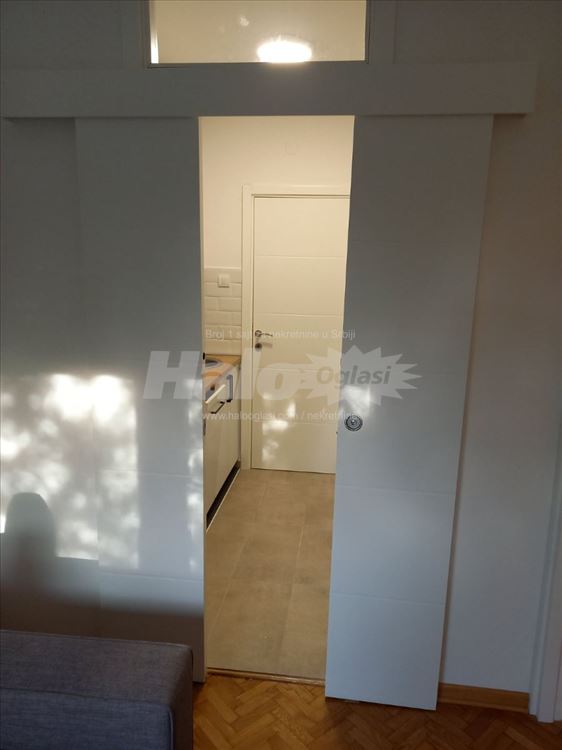 BeoShop,V.Ilica,2.0 stan 38m2, renoviran — 4