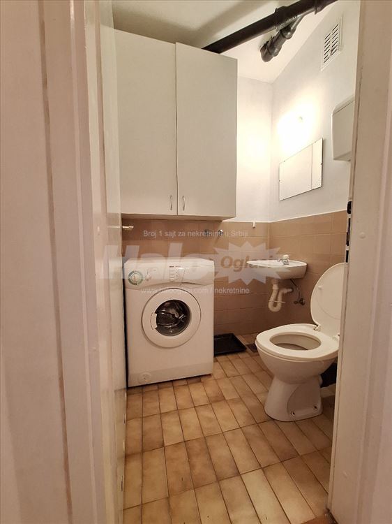 Bežanijska Kosa 3.5 stan na duže — 3