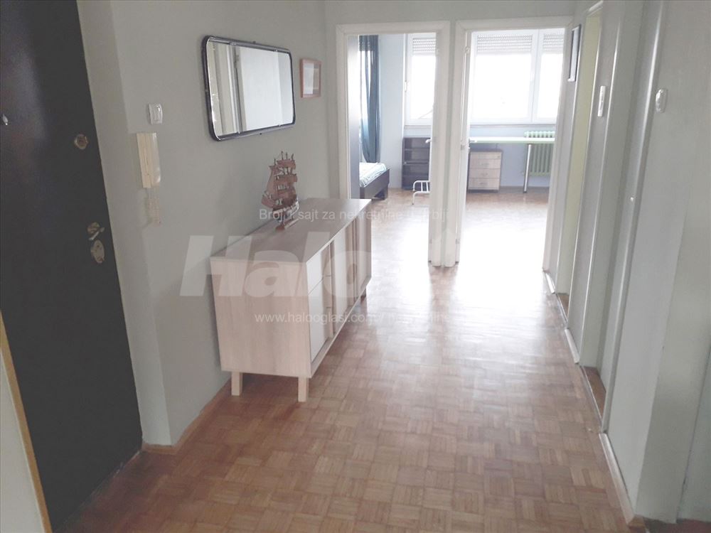 Blok 21, pet friendly, free net, renoviran, terasa — 2