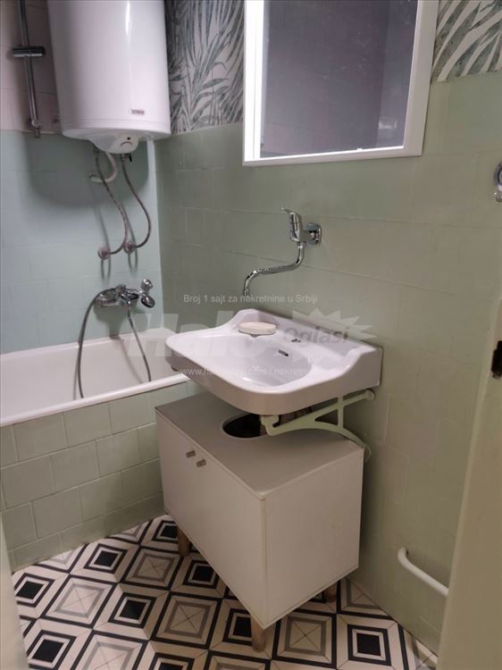 Blok 21, pet friendly, free net, renoviran, terasa — 10